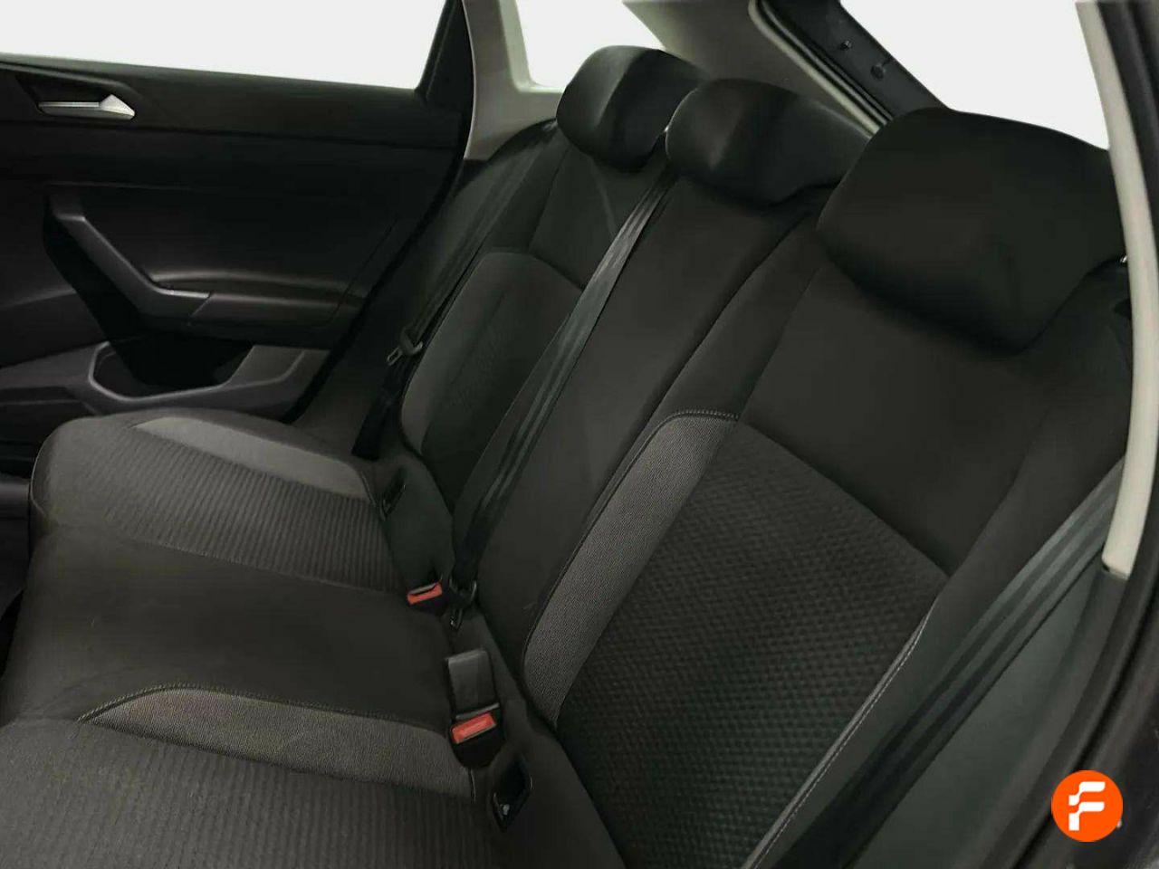Foto Volkswagen Taigo 15