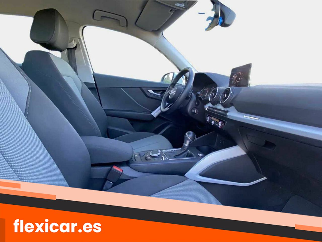 Foto Audi Q2 14
