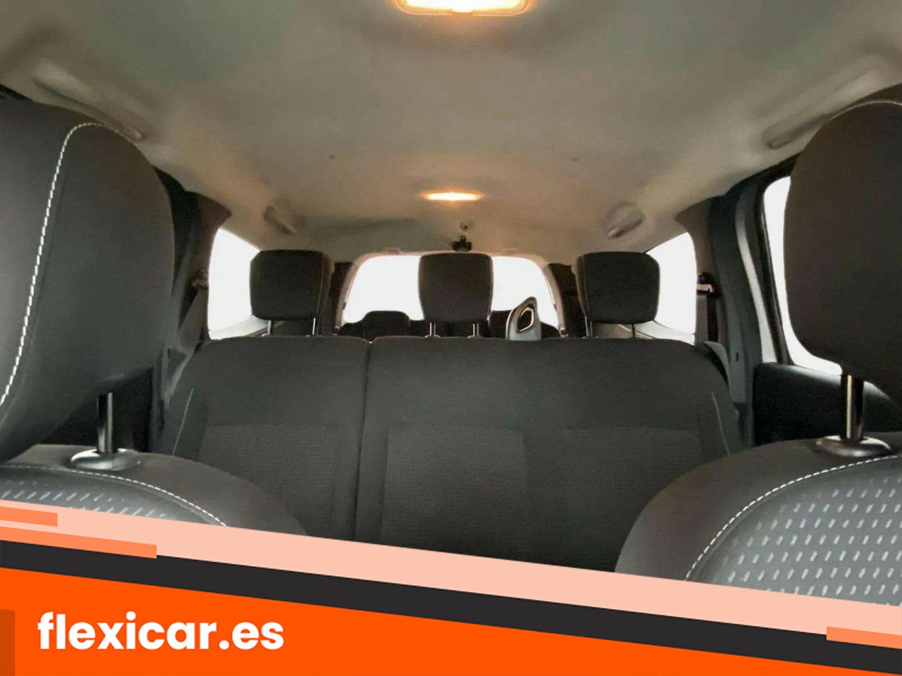 Foto Dacia Lodgy 16