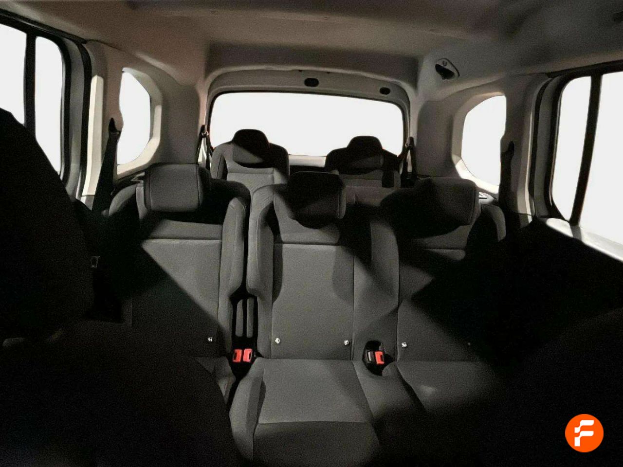 Foto Peugeot Rifter 20