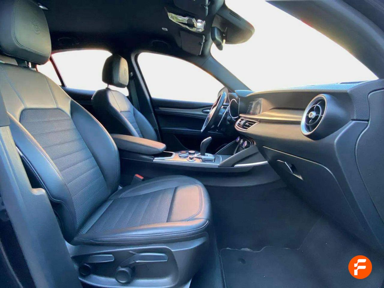 Foto Alfa Romeo Stelvio 11