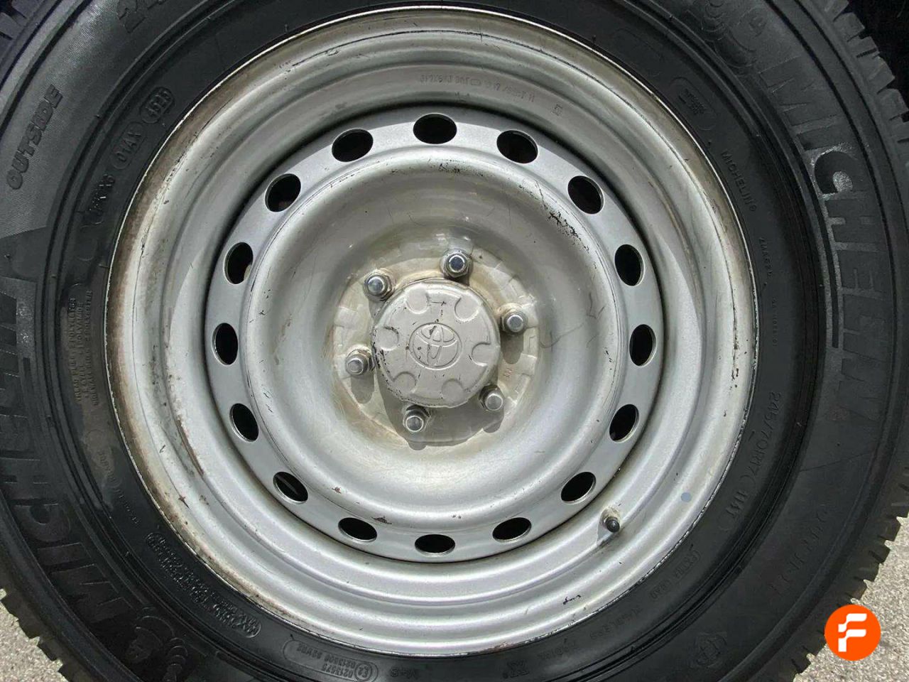 Foto Toyota Land Cruiser 15