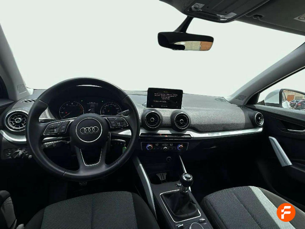 Foto Audi Q2 7