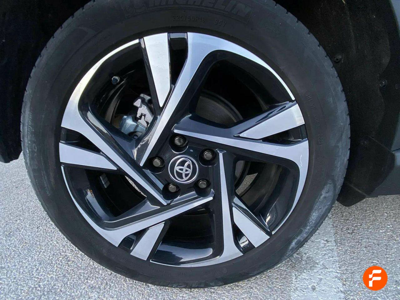 Foto Toyota C-HR 18