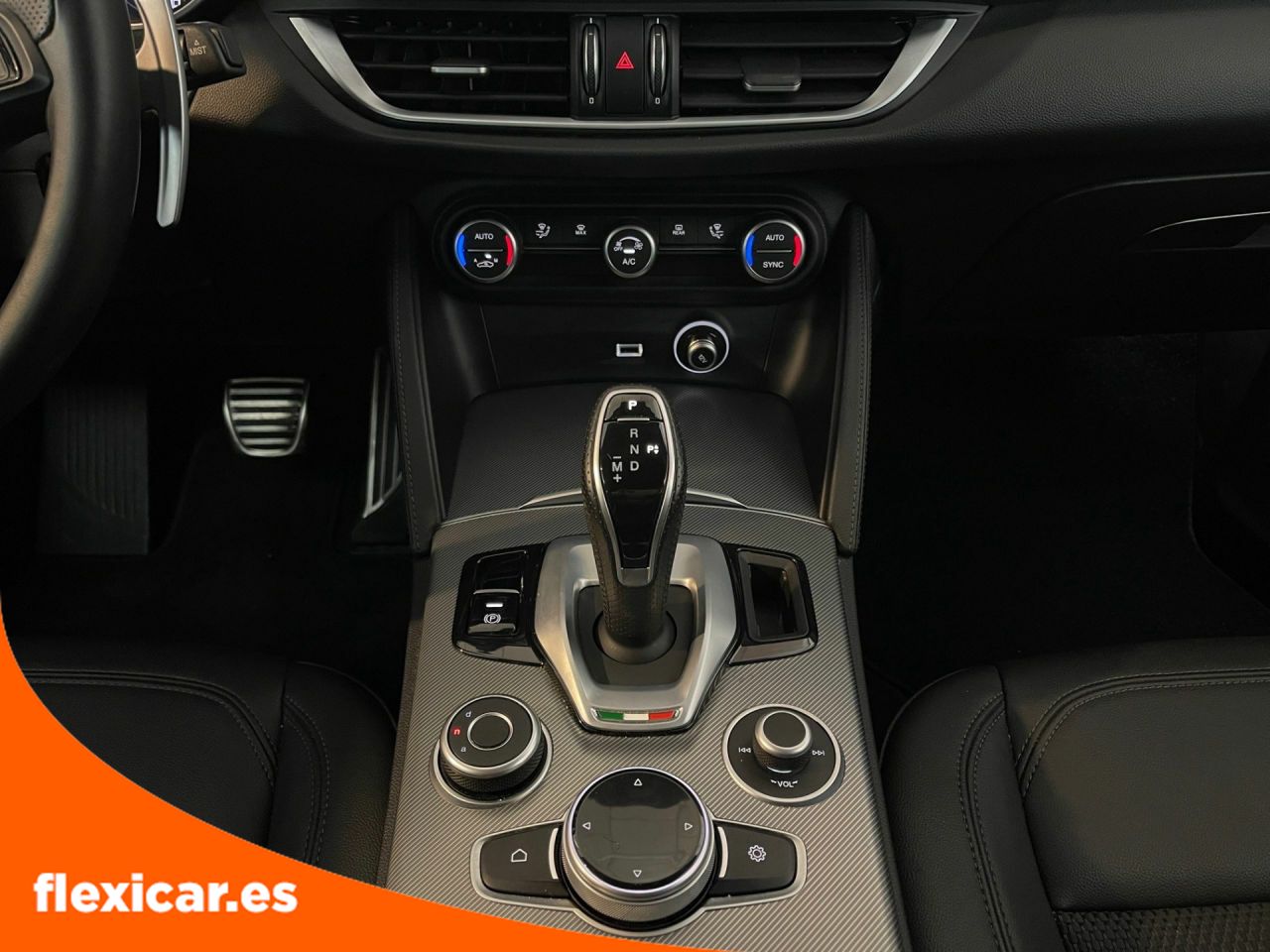 Foto Alfa Romeo Stelvio 15