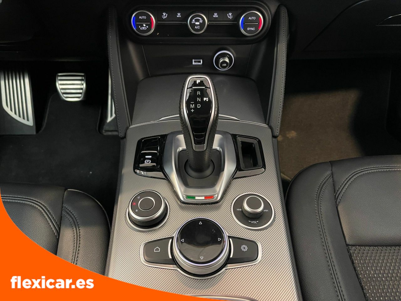 Foto Alfa Romeo Stelvio 16
