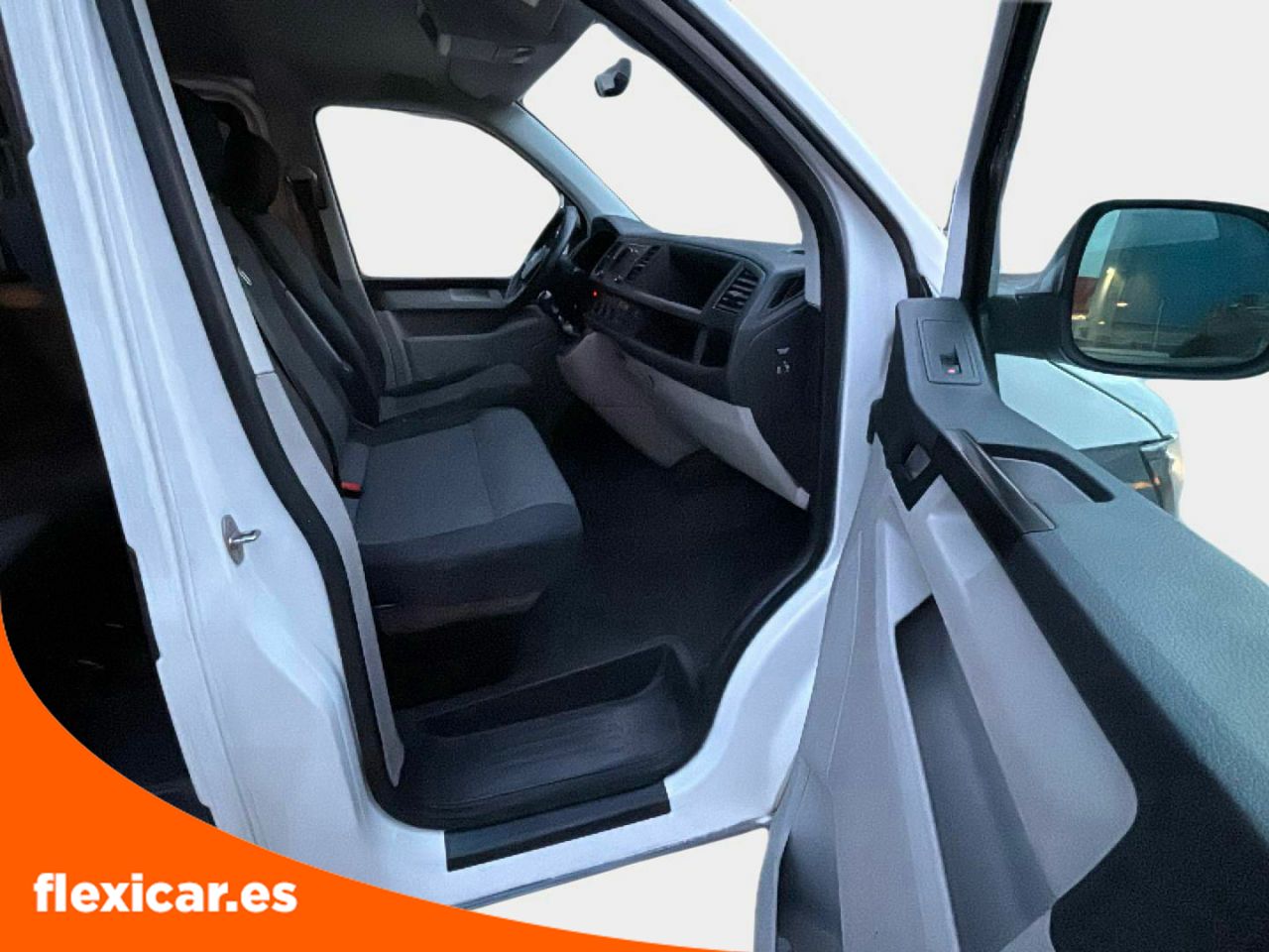 Foto Volkswagen Caravelle 9