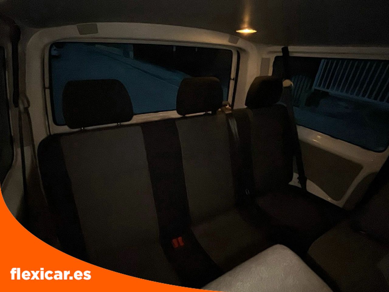 Foto Volkswagen Caravelle 14