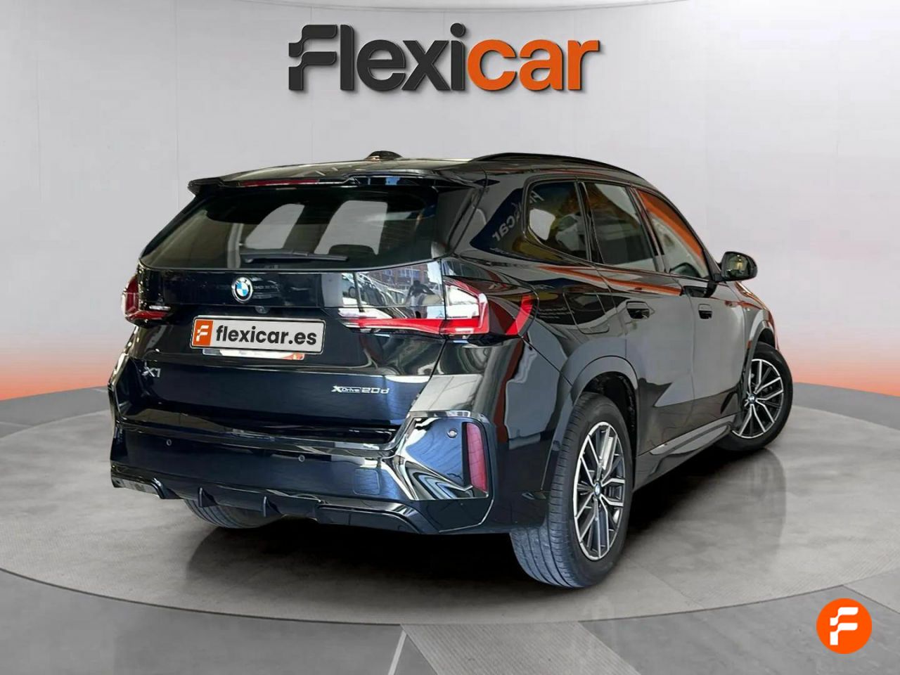 Foto BMW X1 9