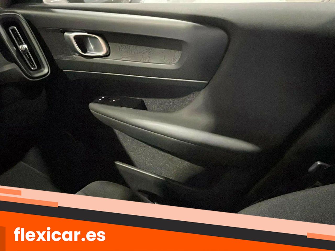 Foto Volvo XC40 12