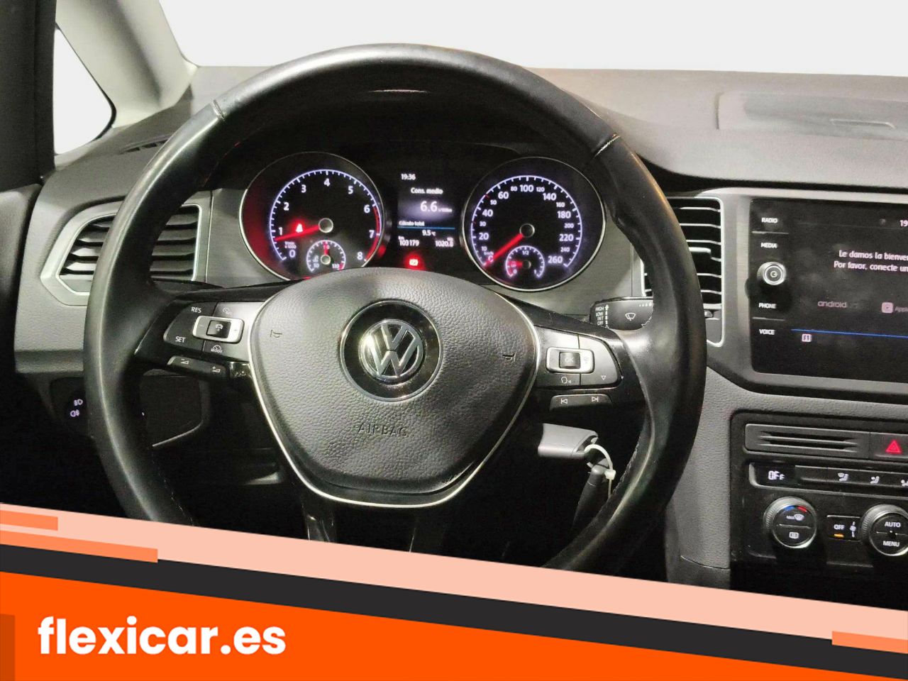 Foto Volkswagen Golf 14
