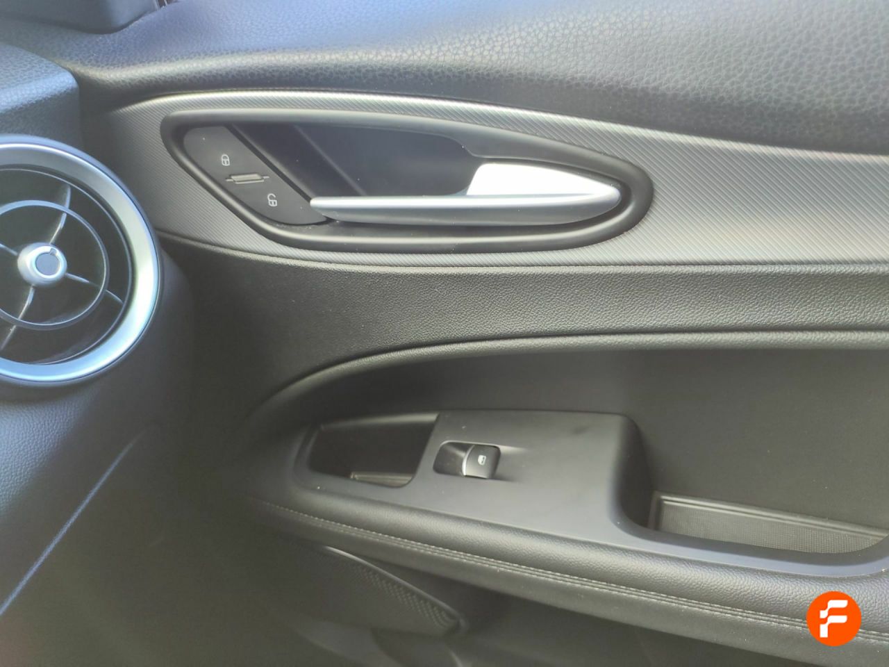 Foto Alfa Romeo Stelvio 22