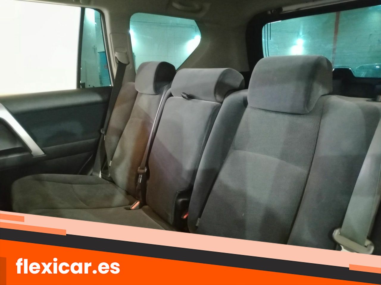 Foto Toyota Land Cruiser 13