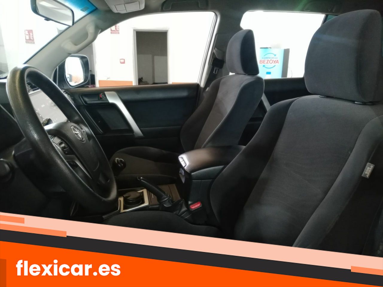 Foto Toyota Land Cruiser 19