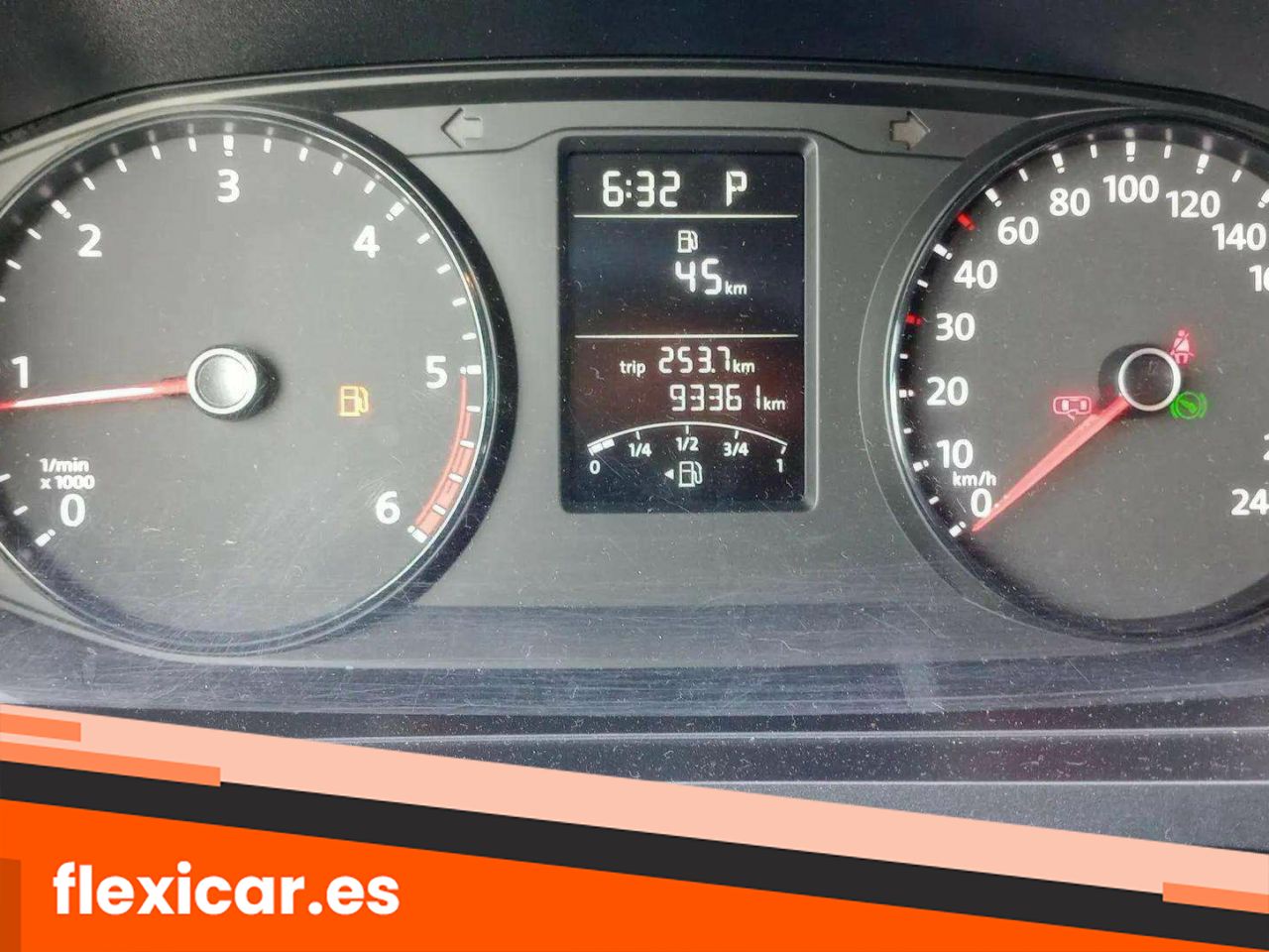 Foto Volkswagen Caravelle 13