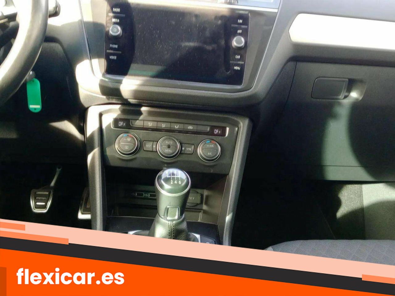 Foto Volkswagen Tiguan 16
