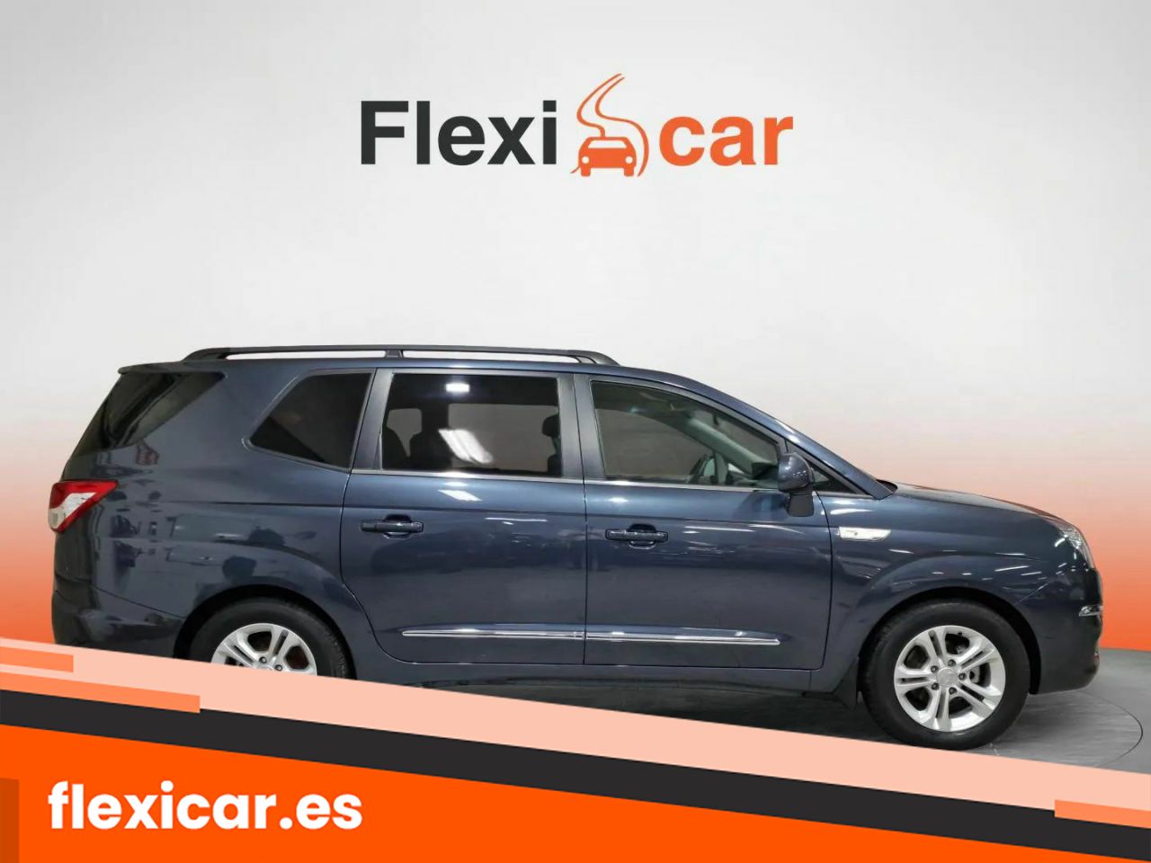 Foto SsangYong Rodius 3