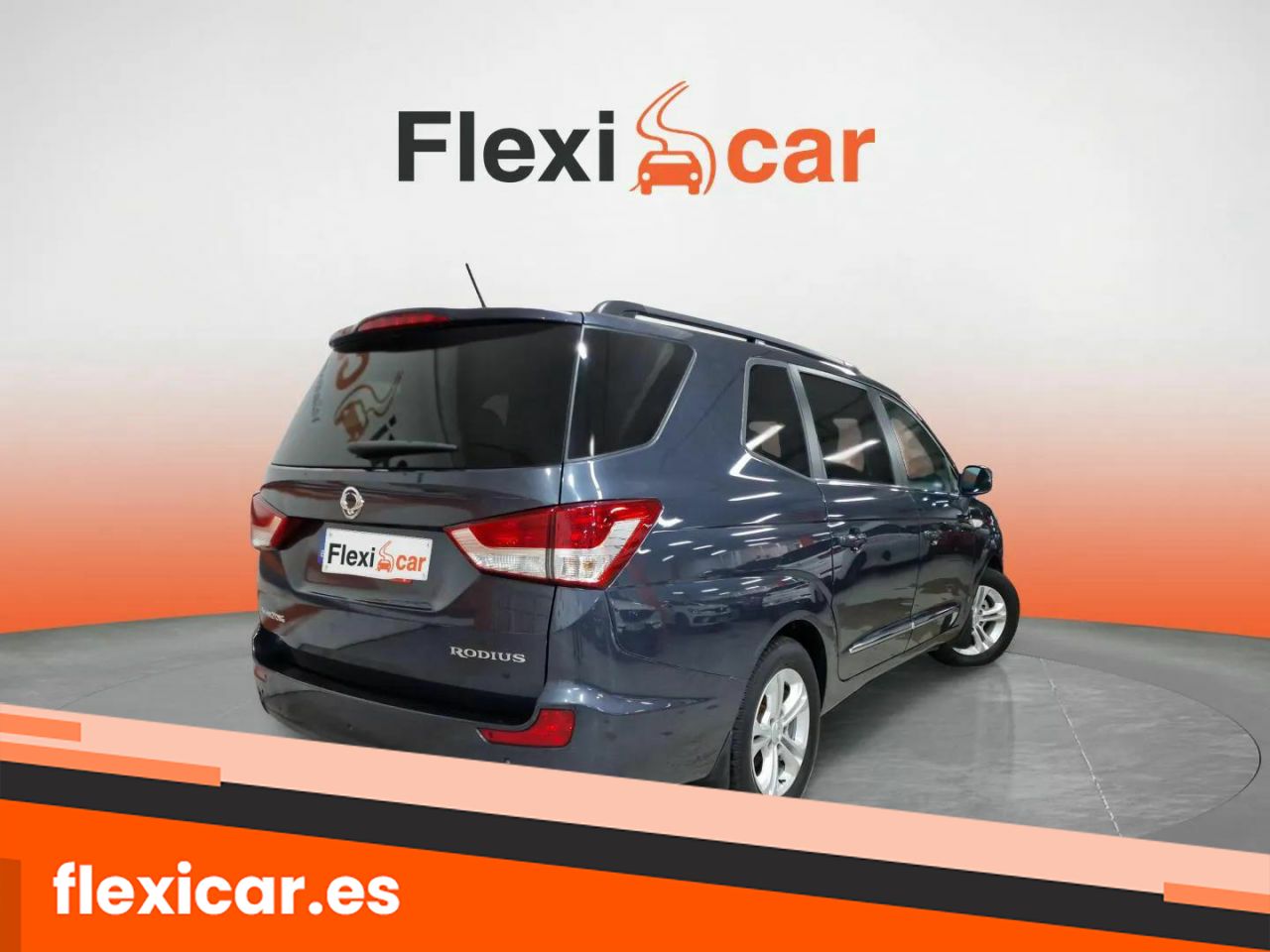Foto SsangYong Rodius 5
