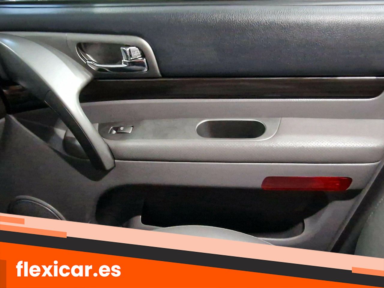 Foto SsangYong Rodius 9