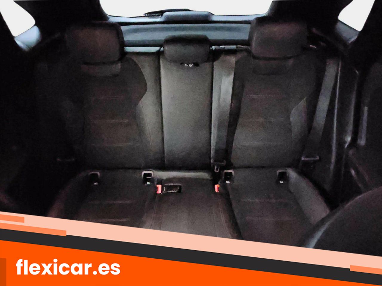 Foto Mercedes-Benz Clase GLA 15