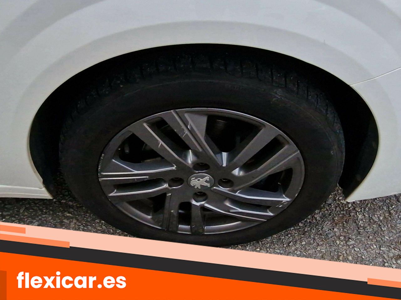Foto Peugeot 208 25