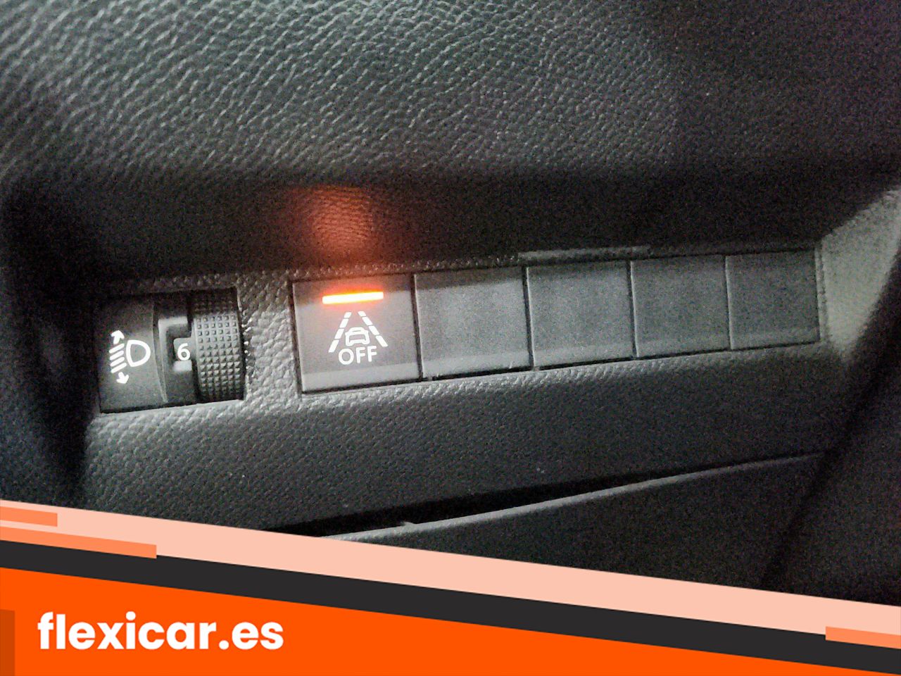 Foto Peugeot 208 17
