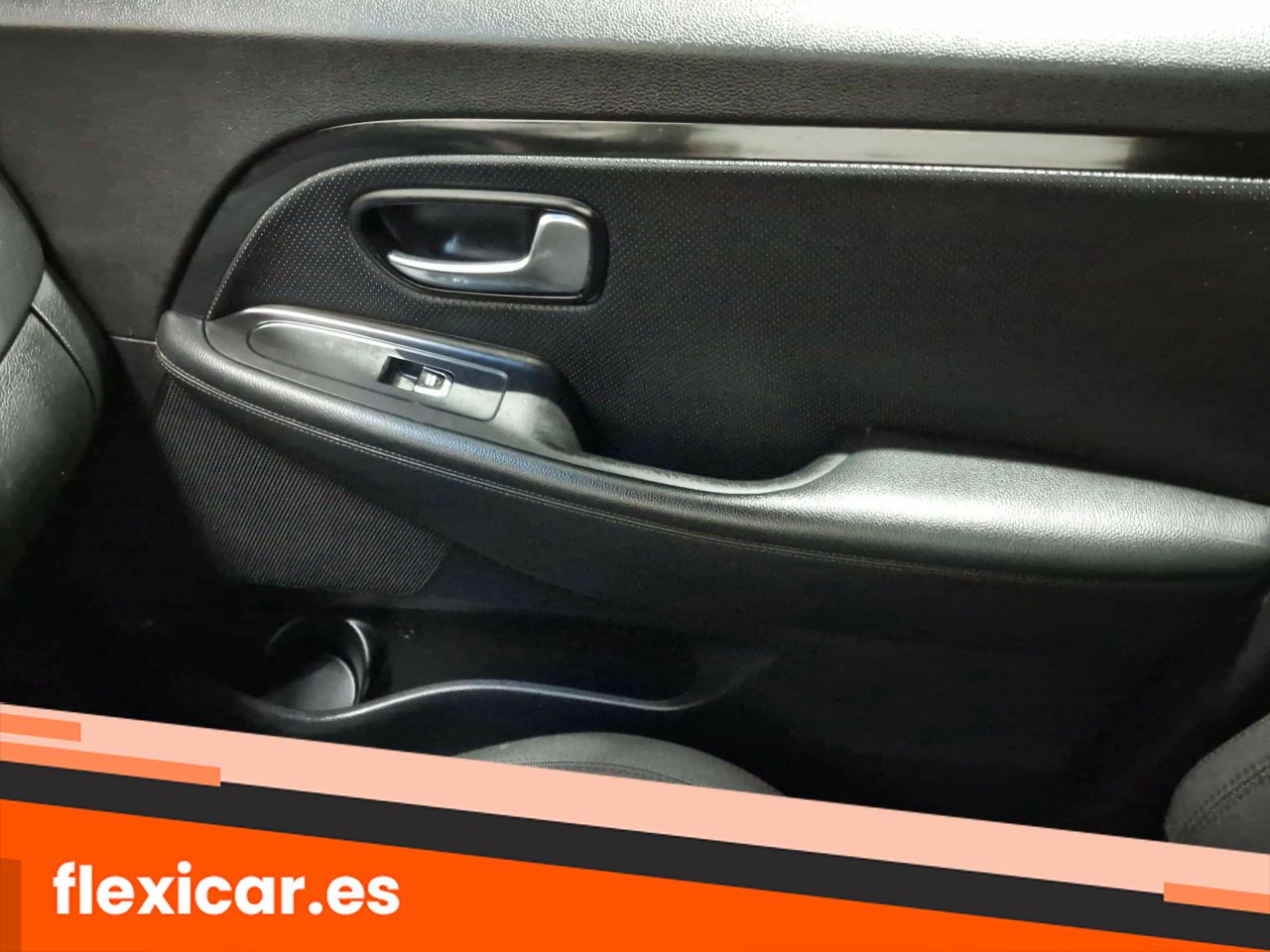 Foto Kia Carens 12