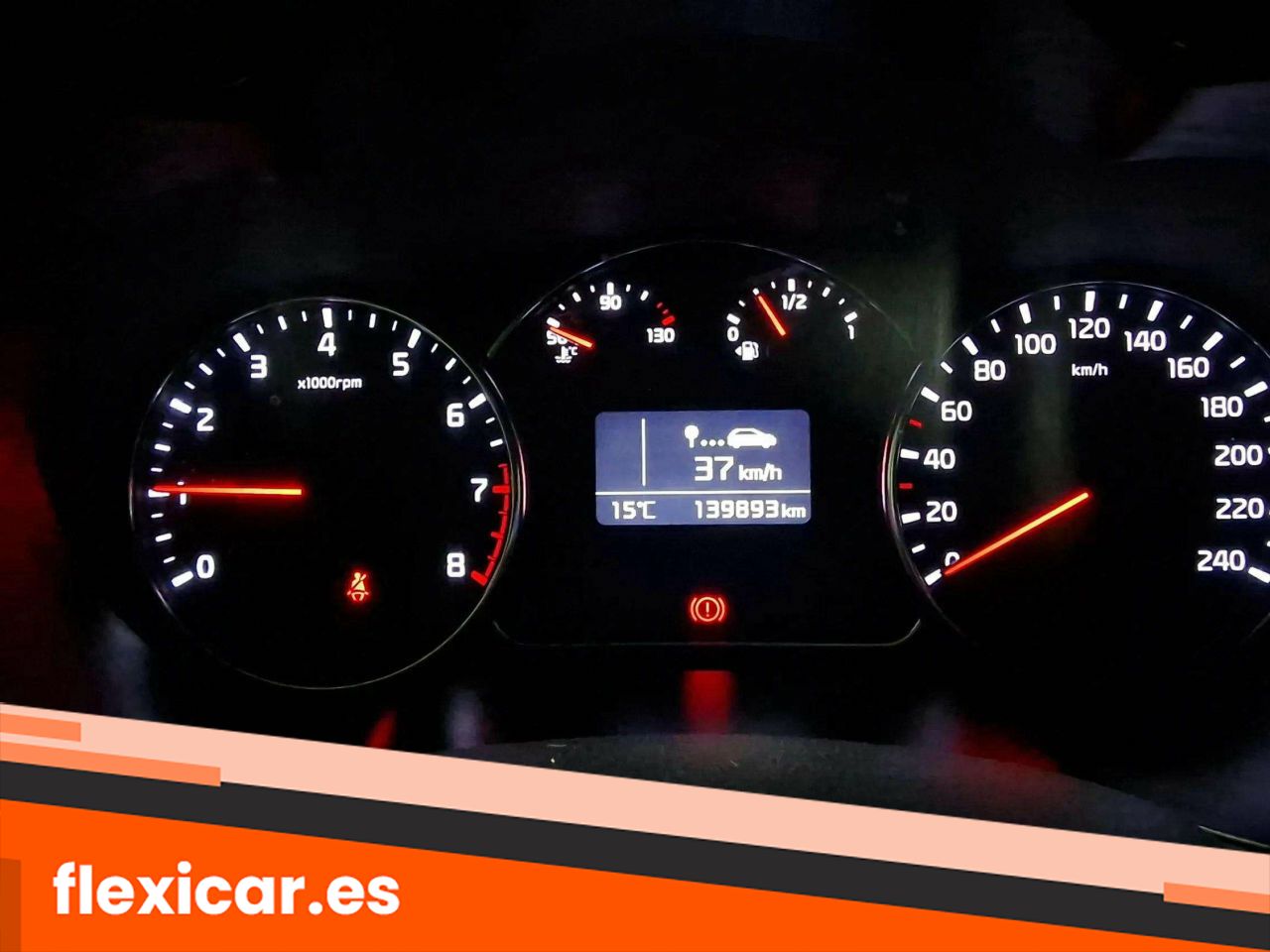 Foto Kia Carens 19