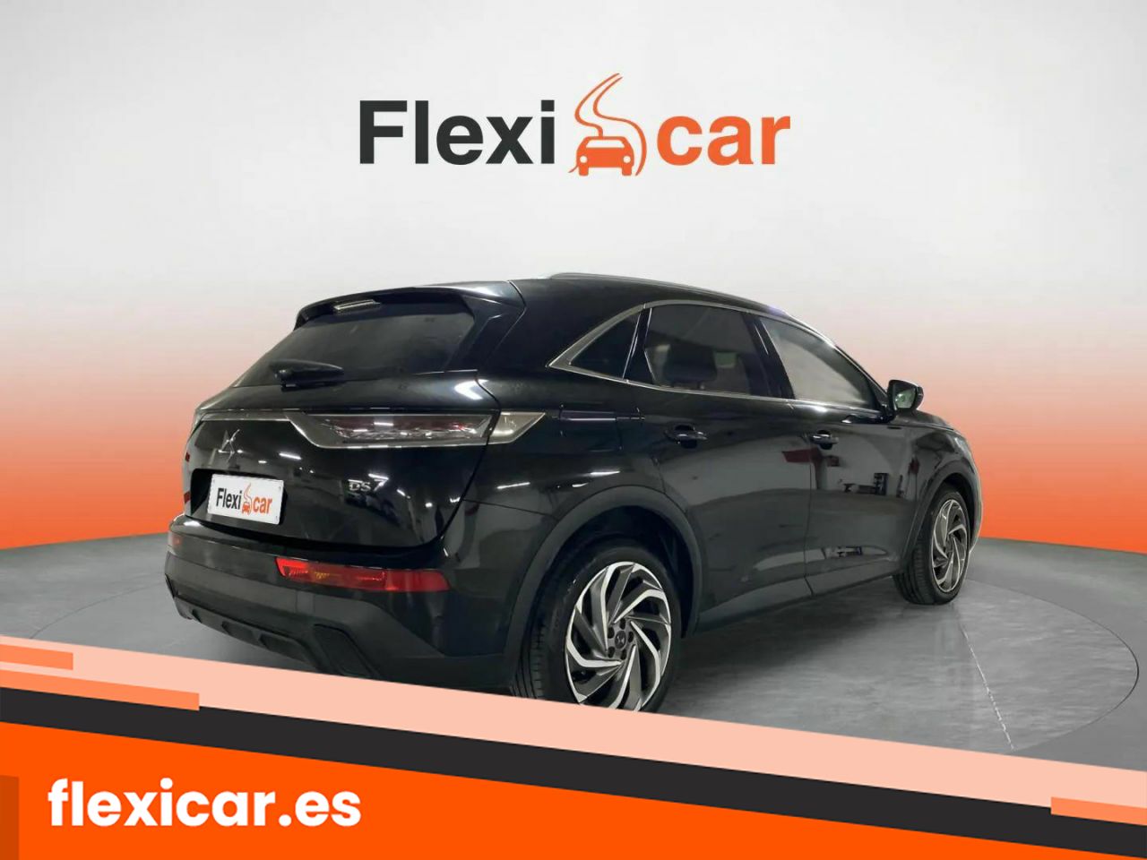 Foto DS Automobiles DS 7 8