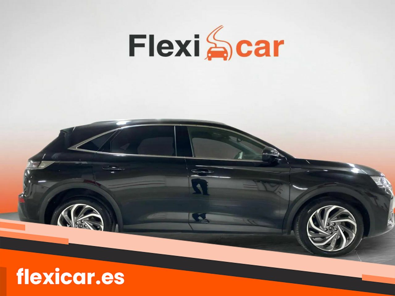 Foto DS Automobiles DS 7 9