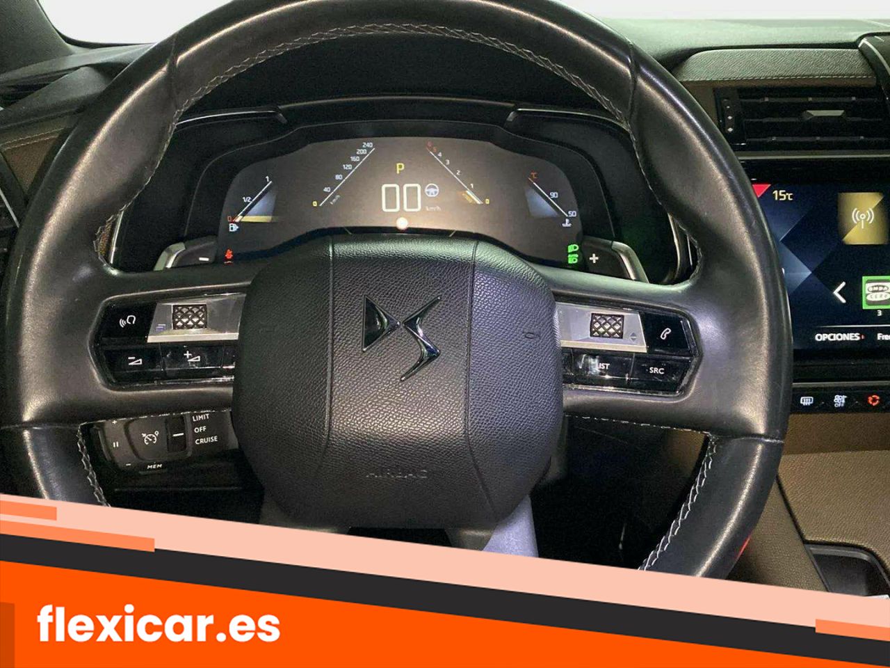 Foto DS Automobiles DS 7 11