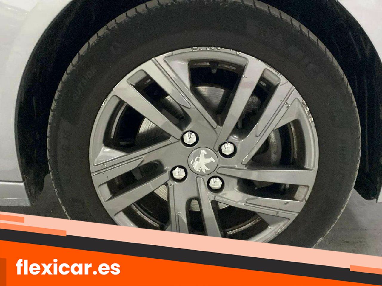 Foto Peugeot 208 32