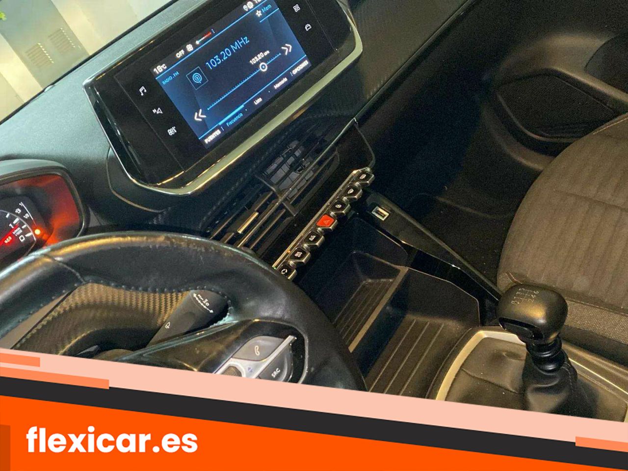 Foto Peugeot 208 18