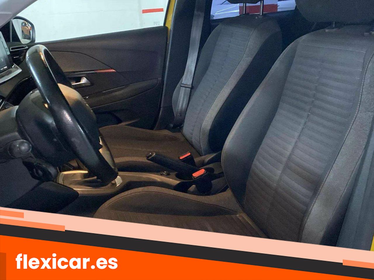 Foto Peugeot 208 21