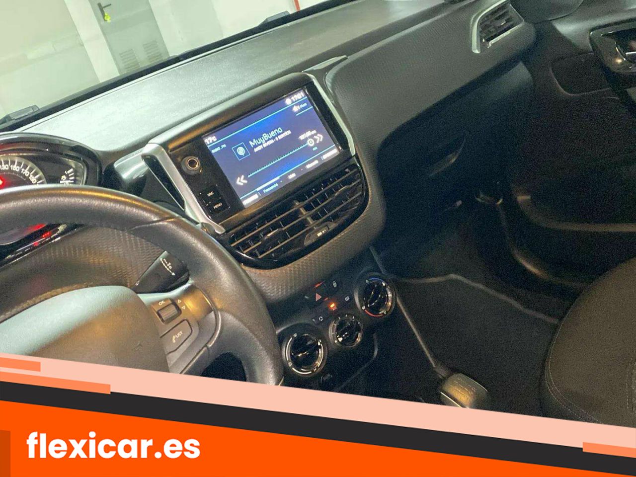 Foto Peugeot 208 19
