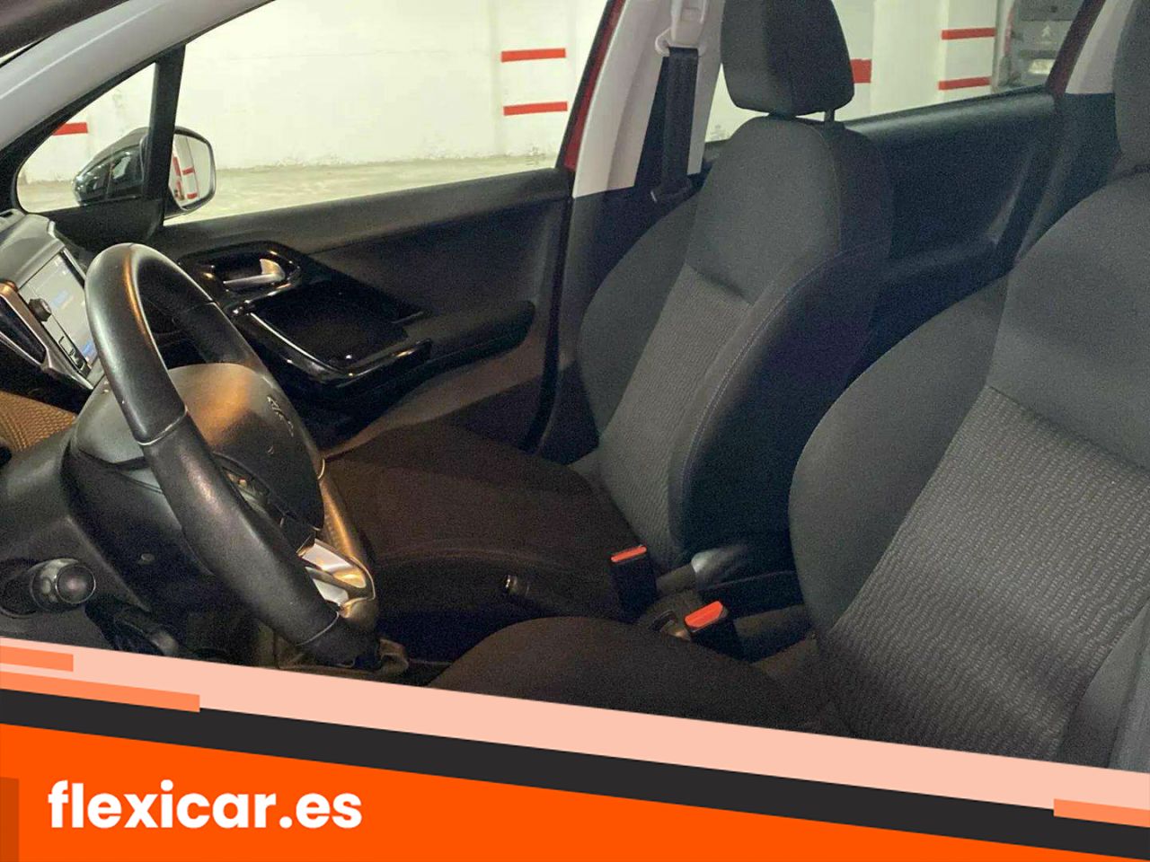 Foto Peugeot 208 21