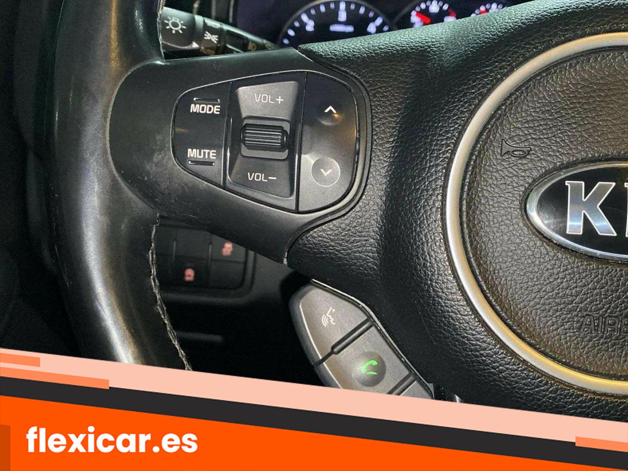 Foto Kia Carens 12