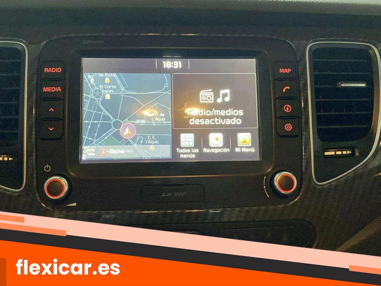 Foto Kia Carens 15