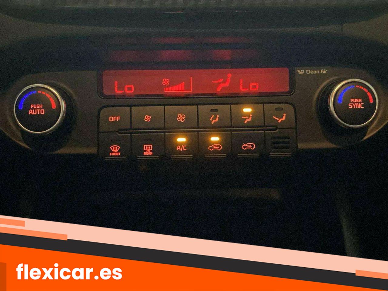 Foto Kia Carens 16
