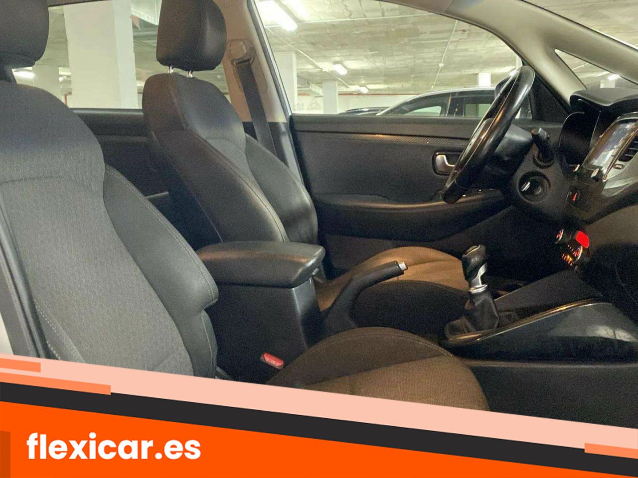 Foto Kia Carens 22