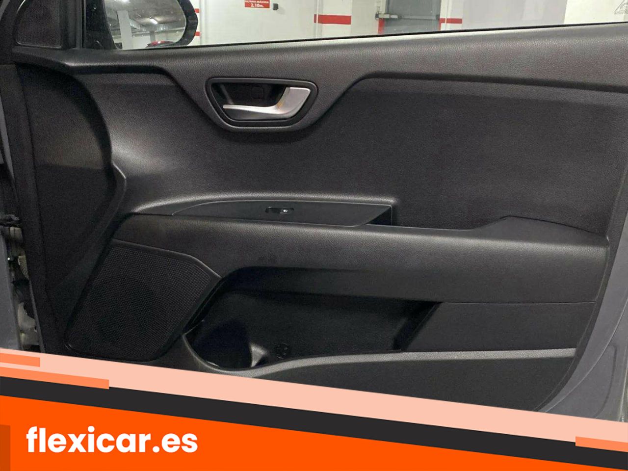 Foto Kia Stonic 29