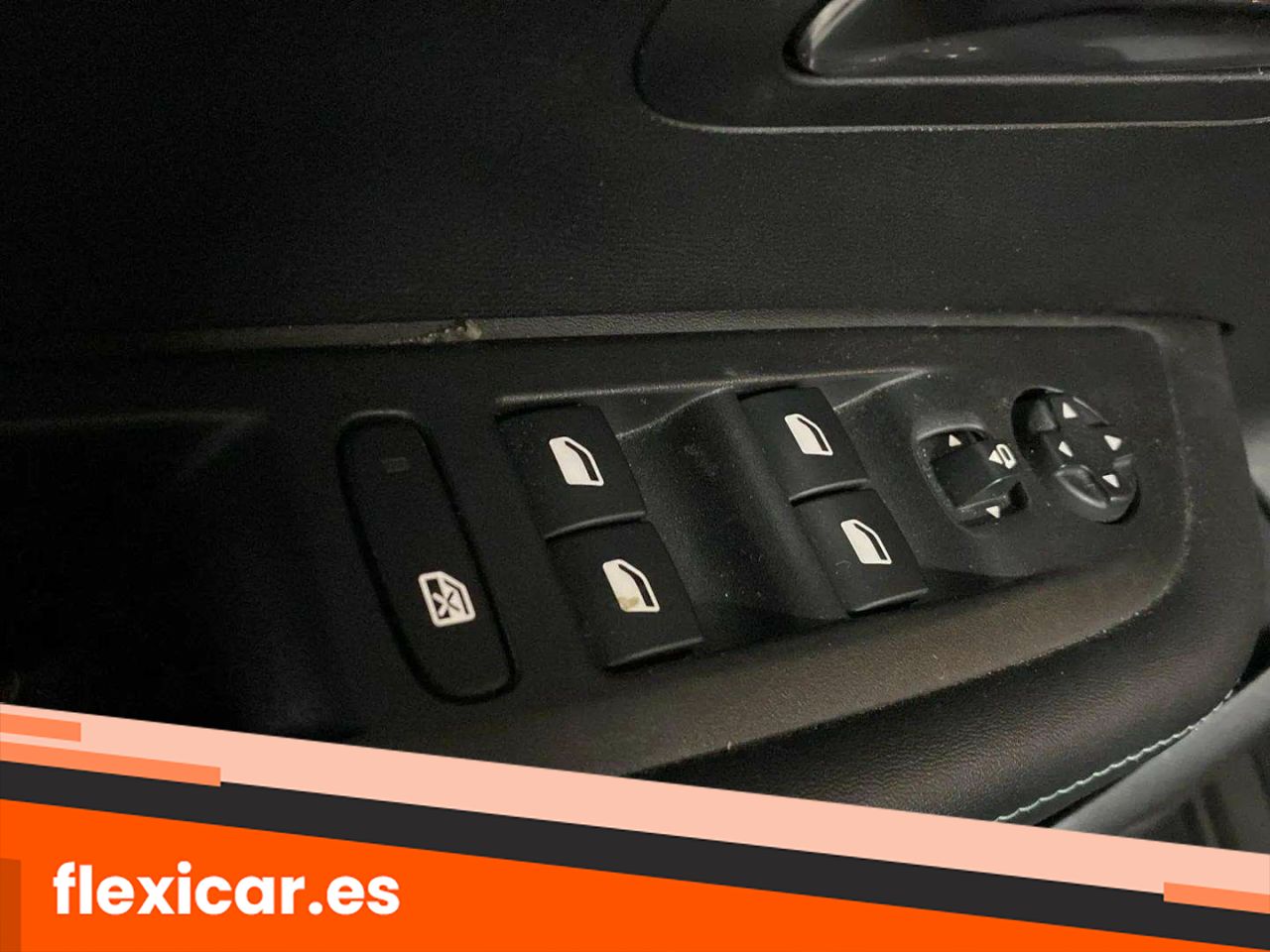 Foto Peugeot 208 21