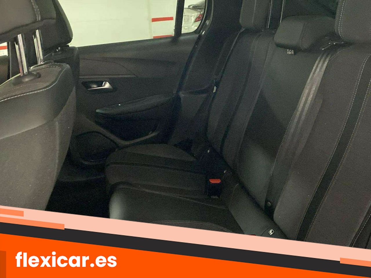 Foto Peugeot 208 24
