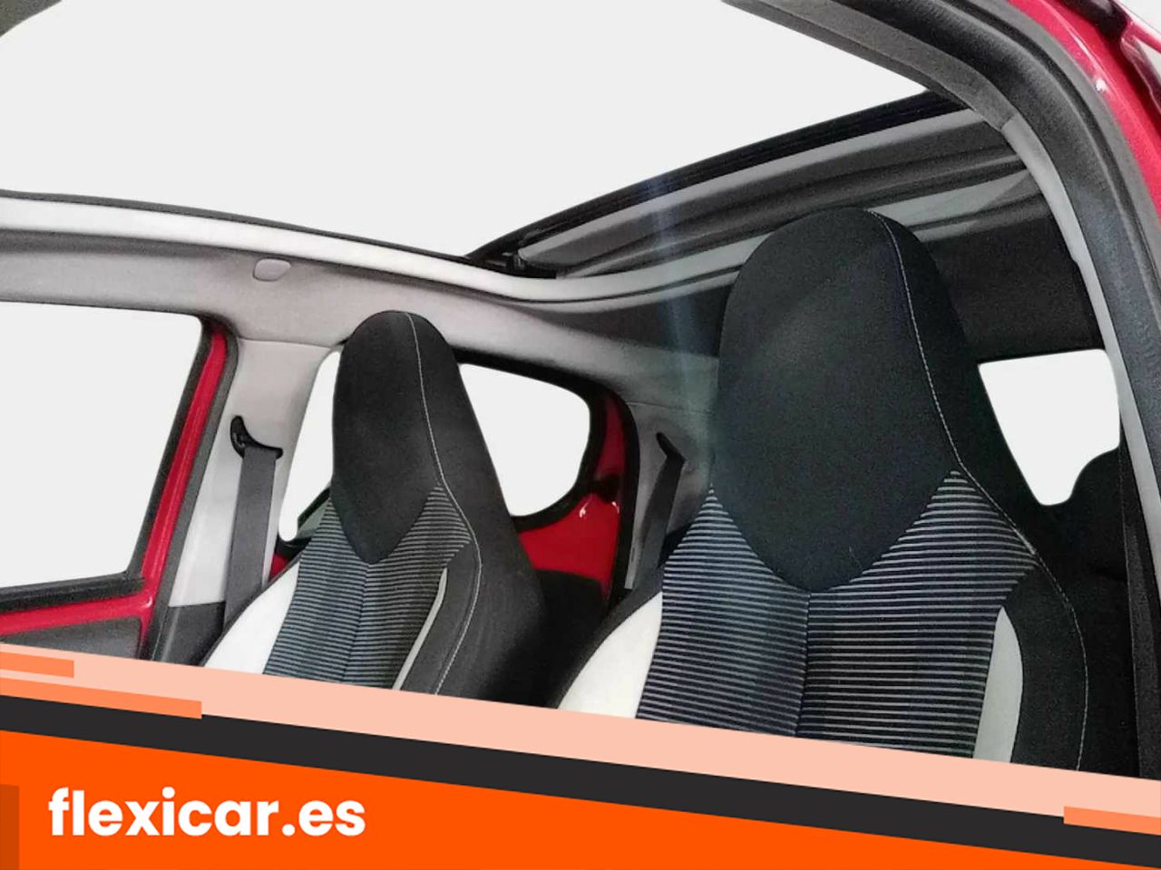 Foto Peugeot 108 16