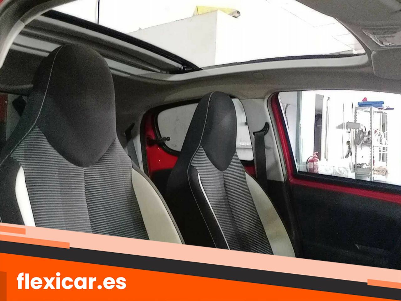 Foto Peugeot 108 17