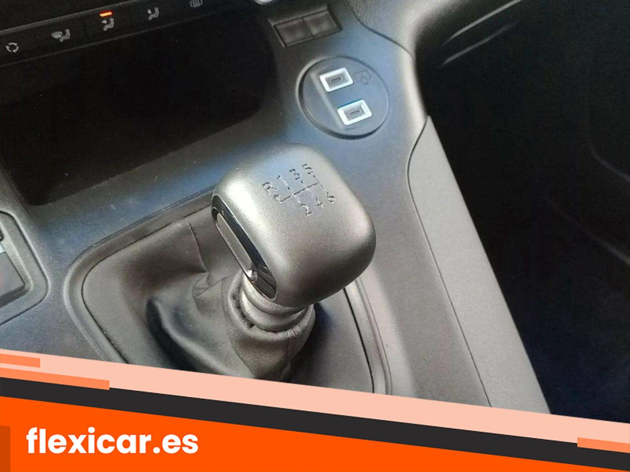 Foto Peugeot Rifter 19