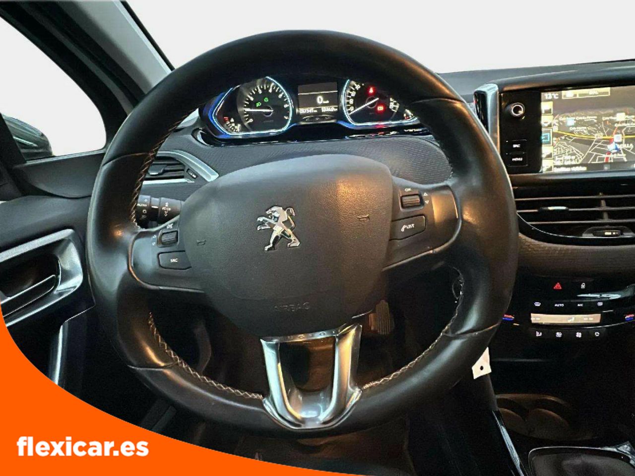Foto Peugeot 2008 9