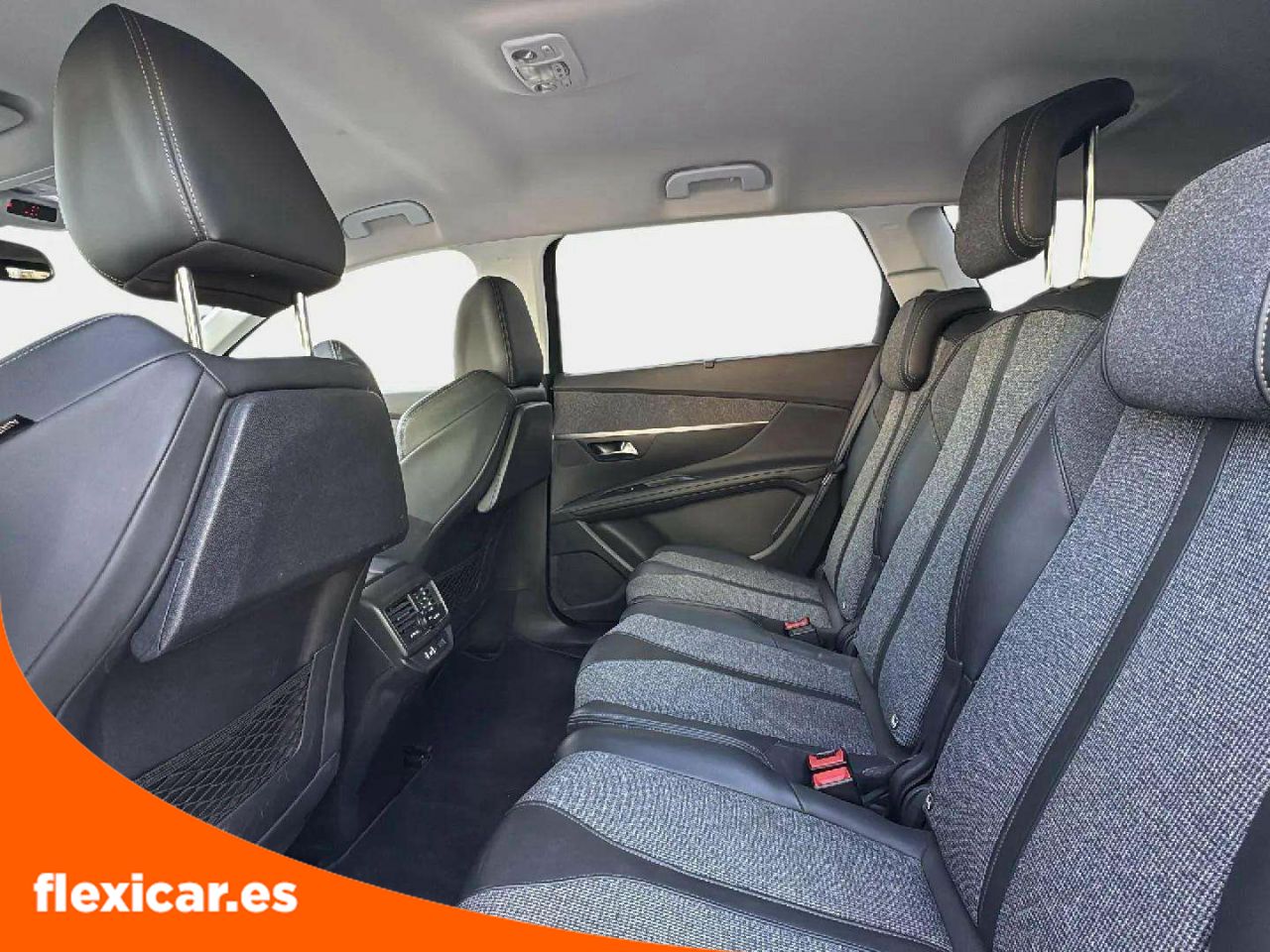 Foto Peugeot 5008 14