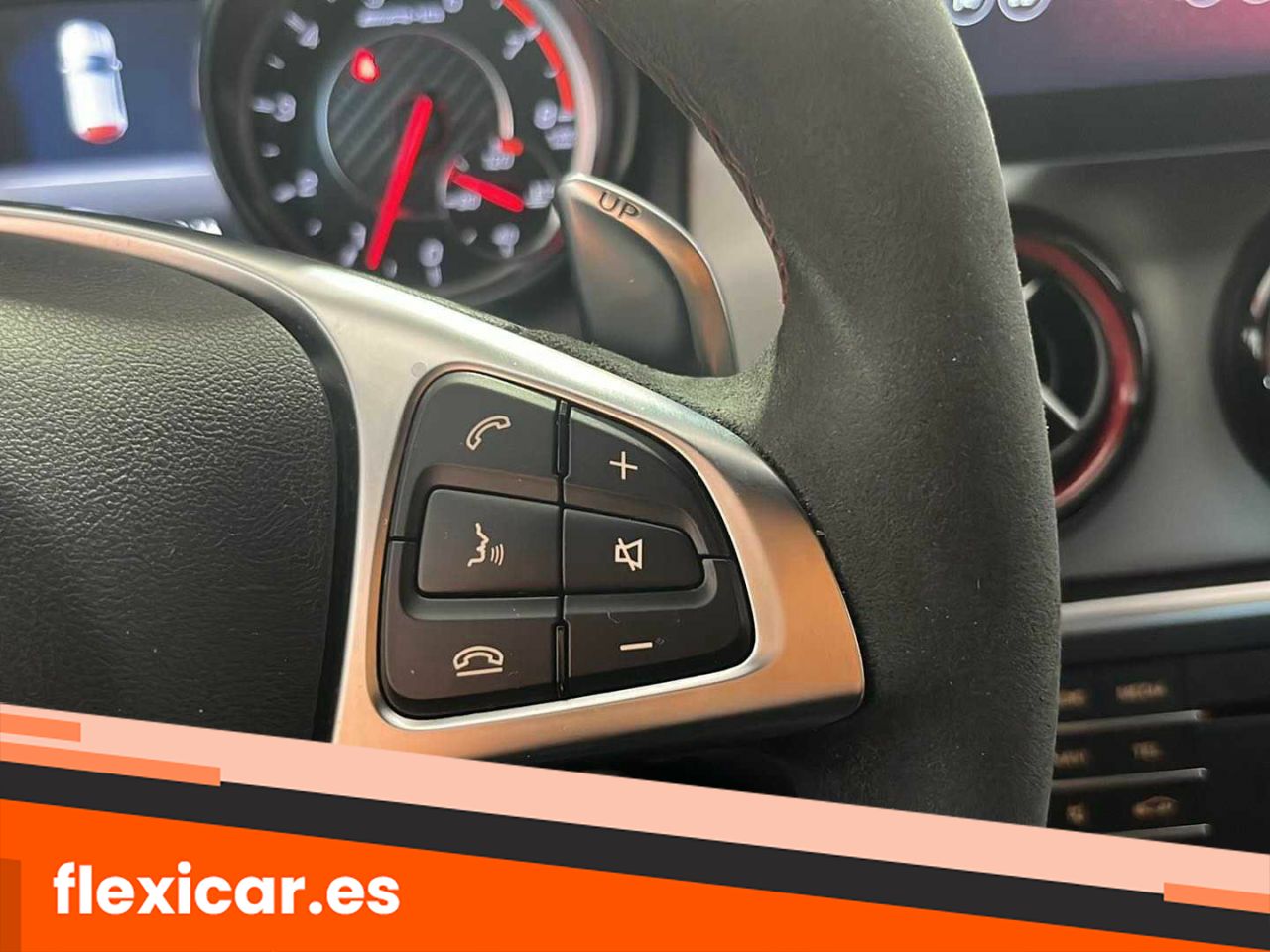 Foto Mercedes-Benz Clase GLA 18