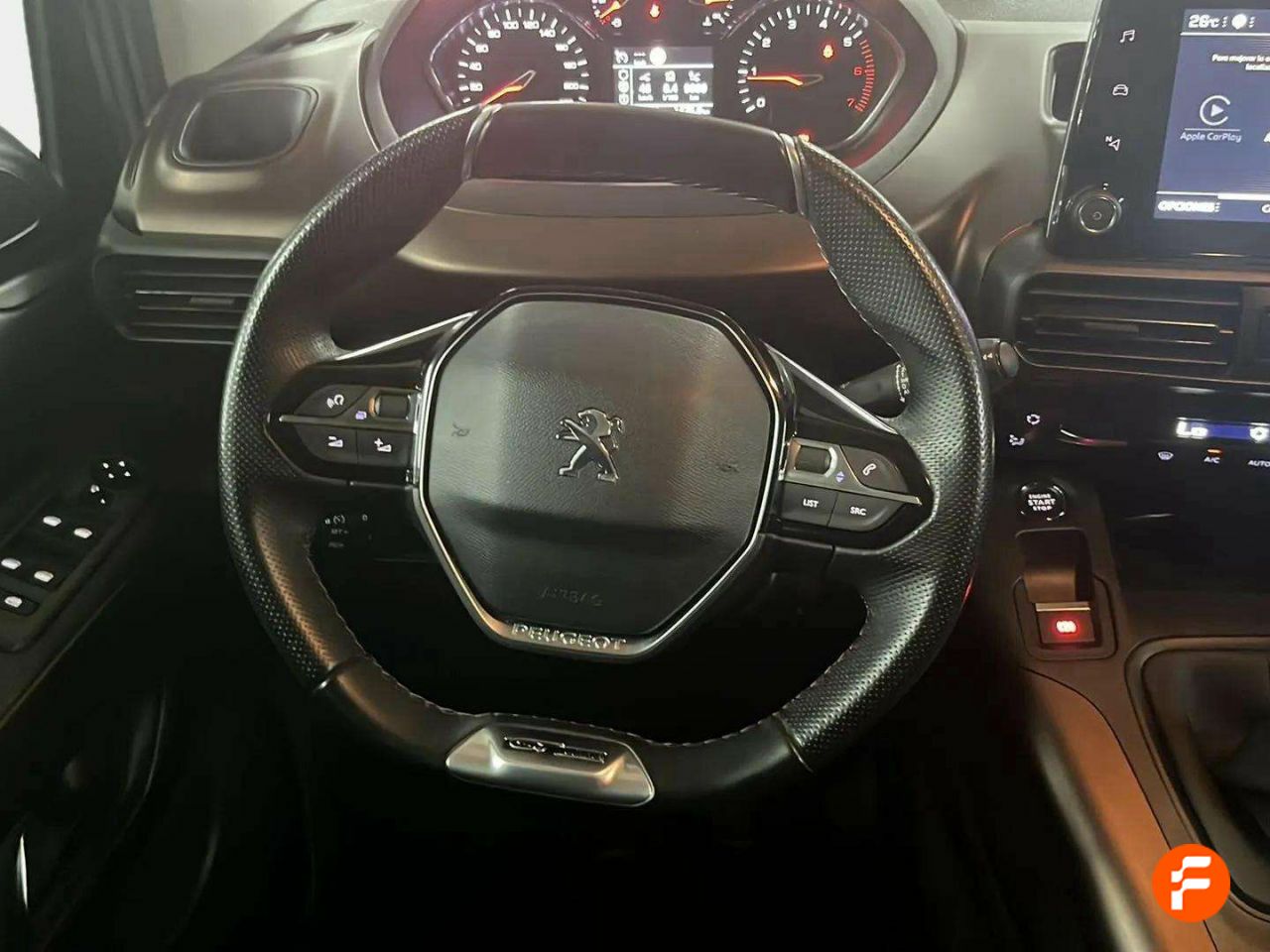 Foto Peugeot Rifter 11